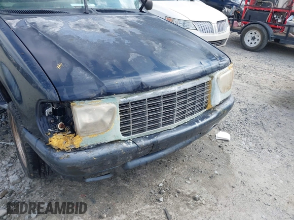 1999 Mercury Mountaineer z VIN 4M2DU52P3XUJ37055, wystawiony jako IAAI lot #41940577 z przebiegiem 218 702 mil mil oraz . Historia ofert i sprzedaży dostępna na DreamBid. Obrazek 12.