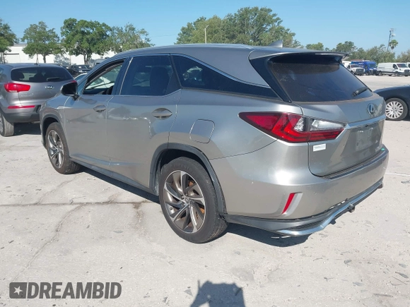 2019 Lexus RX 350L Premium z VIN JTJGZKCA9K2013385, wystawiony jako IAAI lot #42072200 z przebiegiem Nie podano mil oraz . Historia ofert i sprzedaży dostępna na DreamBid. Obrazek 3.