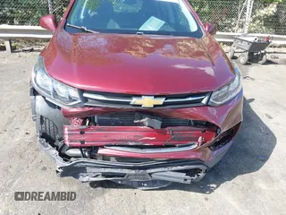 2017 Chevrolet Trax LS with VIN 3GNCJKSBXHL231417, listed as a IAAI auction lot 42032587 with 56,986 mi miles. Bid and sale history available at carsss.com. Image 6.