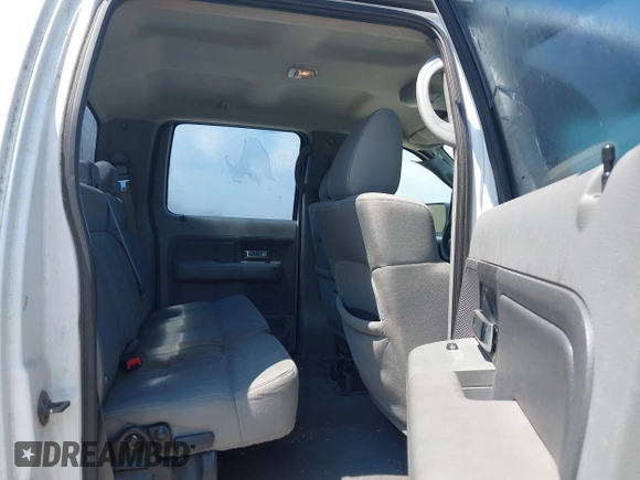 2008 Ford F-150 XL z VIN 1FTRW14W28FB47505, wystawiony jako IAAI lot #42657460 z przebiegiem 255 889 mil mil oraz . Historia ofert i sprzedaży dostępna na DreamBid. Obrazek 8.
