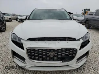 2022 Jaguar F-Pace S z VIN SADCJ2EX6NA702096, wystawiony jako Copart lot #51251345 z przebiegiem 56 512 mil mil oraz Szkoda całkowita • Salvage title. Historia ofert i sprzedaży dostępna na DreamBid. Obrazek 5.