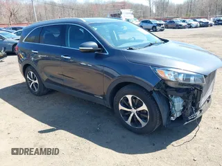2018 Kia Sorento EX with VIN 5XYPHDA57JG388378, listed as a IAAI auction lot 41977584 with 121,482 mi miles and . Bid and sale history available at carsss.com. Image 1.
