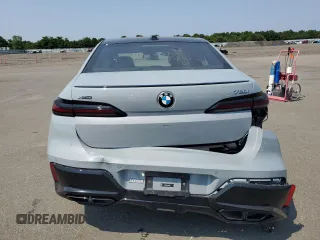 2023 BMW 7 Series 760i xDrive с VIN WBA33EJ0XPCN79892, выставлен на аукционе Copart как лот 64984174 с пробегом 7 898 миль миль и Списание • Salvage title. История ставок и продаж доступна на DreamBid. Изображение 6.