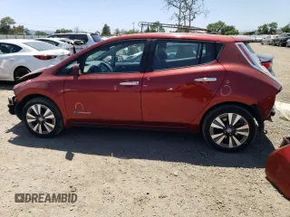 2015 Nissan LEAF SV with VIN 1N4AZ0CPXFC308356, listed as a Copart auction lot 52043783 with 71,353 mi miles. Bid and sale history available at carsss.com. Image 2.