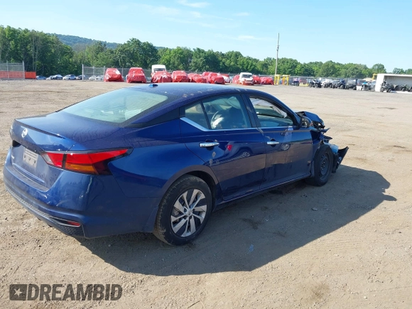 2020 Nissan Altima 2.5 S with VIN 1N4BL4BV5LC202597, listed as a IAAI auction lot 39651394 with 77,726 mi miles. Bid and sale history available at carsss.com. Image 4.