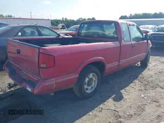 1995 GMC Sonoma z VIN 1GTCS19Z1S8510487, wystawiony jako IAAI lot #42166454 z przebiegiem 331 424 mil mil oraz . Historia ofert i sprzedaży dostępna na DreamBid. Obrazek 4.