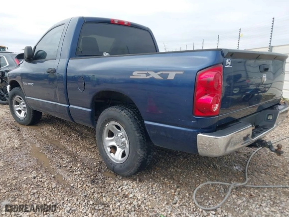 2007 Dodge Ram 1500 ST with VIN 1D7HA16K47J521571, listed as a IAAI auction lot 41512470 with 200,614 mi miles. Bid and sale history available at carsss.com. Image 3.