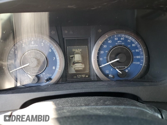 2018 Toyota Sienna XLE Auto Access Seat with VIN 5TDYZ3DC2JS930768, listed as a Copart auction lot 52964115 with 121,191 mi miles and Salvage Title. Bid and sale history available at DreamBid. Image 9.