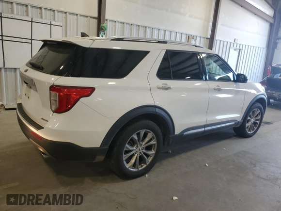 2022 Ford Explorer Limited with VIN 1FMSK8FH7NGB19320, listed as a Copart auction lot 51038435 with 62,824 mi miles and Salvage Title. Bid and sale history available at carsss.com. Image 3.