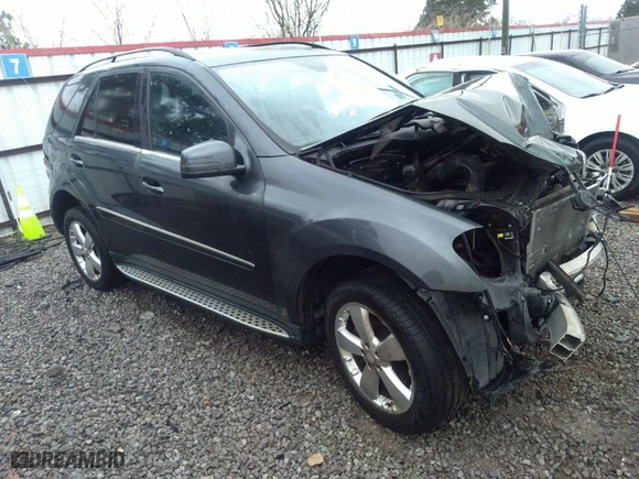 2011 Mercedes-Benz M-Class ML 350 with VIN 4JGBB5GB6BA716451, listed as a IAAI auction lot 40206695 with 160,556 mi miles. Bid and sale history available at carsss.com. Image 1.