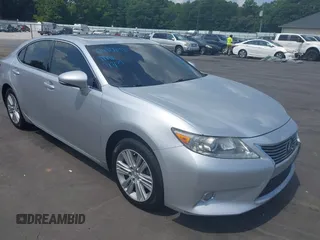 2014 Lexus ES 330 с VIN JTHBK1GG8E2086129, выставлен на аукционе IAAI как лот 42680641 с пробегом 284 259 миль миль и . История ставок и продаж доступна на DreamBid. Изображение 1.