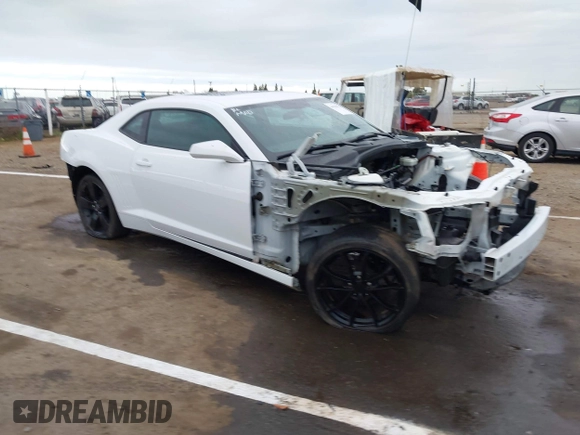 2014 Chevrolet Camaro SS with VIN 2G1FS1EWXE9226902, listed as a IAAI auction lot 41900970 with 79,688 mi miles. Bid and sale history available at carsss.com. Image 1.