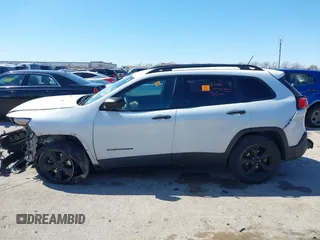 2017 Jeep Cherokee Sport with VIN 1C4PJLAB2HW578221, listed as a IAAI auction lot 41845458 with 189,580 mi miles and . Bid and sale history available at DreamBid. Image 14.