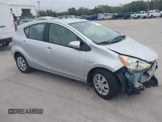2013 Toyota Prius One with VIN JTDKDTB35D1554608, listed as a IAAI auction lot 41432685 with 137,031 mi miles. Bid and sale history available at carsss.com. Image 1.