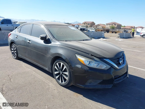2018 Nissan Altima 2.5 SL with VIN 1N4AL3AP8JC187356, listed as a IAAI auction lot 40610711 with 98,662 mi miles. Bid and sale history available at carsss.com. Image 1.