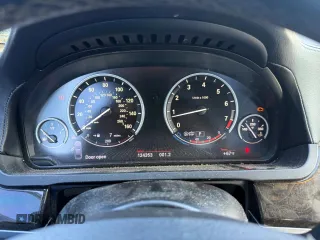 2013 BMW 7 Series 750i with VIN WBAYA8C5XDC996785, listed as a Copart auction lot 47482495 with 134,353 mi miles and Clean Title. Bid and sale history available at DreamBid. Image 8.