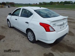 2016 Nissan Versa S Plus with VIN 3N1CN7AP1GL880161, listed as a IAAI auction lot 42147877 with 188,673 mi miles. Bid and sale history available at carsss.com. Image 3.