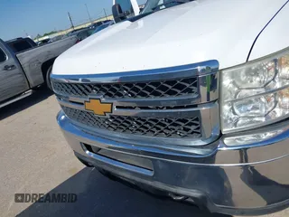 2013 Chevrolet Silverado 2500HD LT with VIN 1GC1CXCG6DF122202, listed as a IAAI auction lot 41990802 with 238,041 mi miles. Bid and sale history available at carsss.com. Image 12.
