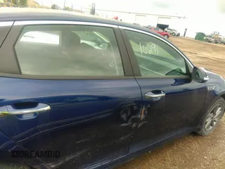 2020 Kia Optima LX z VIN 5XXGT4L32LG405086, wystawiony jako IAAI lot #39967991 z przebiegiem 58 255 mil mil oraz . Historia ofert i sprzedaży dostępna na DreamBid. Obrazek 12.