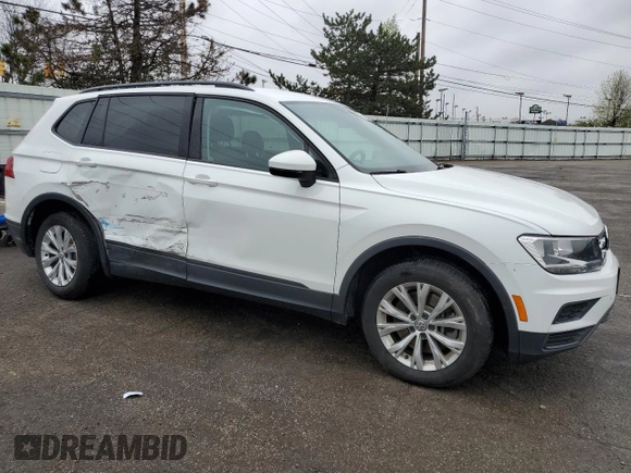 2018 Volkswagen Tiguan S z VIN 3VV1B7AXXJM056479, wystawiony jako Copart lot #53113125 z przebiegiem 99 367 mil mil oraz Szkoda całkowita • Salvage title. Historia ofert i sprzedaży dostępna na DreamBid. Obrazek 4.