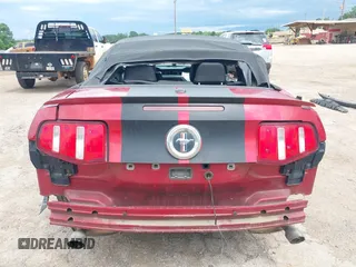 2012 Ford Mustang V6 with VIN 1ZVBP8EM5C5286673, listed as a IAAI auction lot 42172106 with 207,627 mi miles and . Bid and sale history available at DreamBid. Image 19.