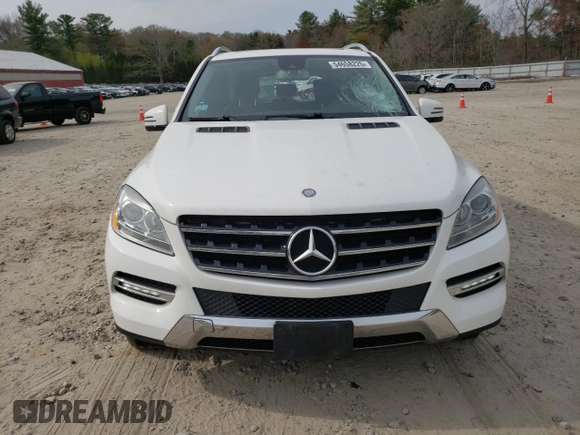 2015 Mercedes-Benz M 350 z VIN 4JGDA5HB5FA543599, wystawiony jako Copart lot #54658225 z przebiegiem 128 849 mil mil oraz Czysty tytuł • Clean title. Historia ofert i sprzedaży dostępna na DreamBid. Obrazek 5.