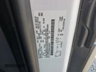 2016 Ford Transit Cargo z VIN 1FTYE1ZM0GKA05536, wystawiony jako Copart lot #65212565 z przebiegiem 146 219 mil mil oraz Czysty tytuł • Clean title. Historia ofert i sprzedaży dostępna na DreamBid. Obrazek 13.