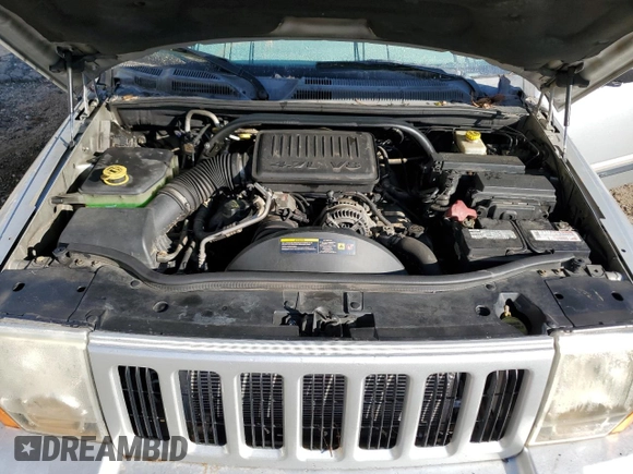 2006 Jeep Commander with VIN 1J8HH48N96C212639, listed as a Copart auction lot 73800324 with 140,579 mi miles and Salvage Title. Bid and sale history available at carsss.com. Image 12.