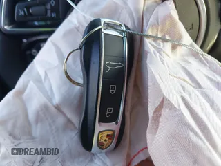 2023 Porsche Panamera S с VIN WP0AB2A70PL130150, выставлен на аукционе IAAI как лот 40179930 с пробегом 5 772 миль миль и . История ставок и продаж доступна на DreamBid. Изображение 11.