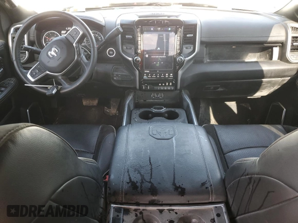 2024 Ram 2500 Laramie z VIN 3C6UR5FLXRG202740, wystawiony jako Copart lot #54479755 z przebiegiem 53 723 mil mil oraz Szkoda całkowita • Salvage title. Historia ofert i sprzedaży dostępna na DreamBid. Obrazek 8.