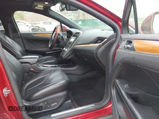 2017 Lincoln MKC Reserve with VIN 5LMCJ3D94HUL50555, listed as a IAAI auction lot 42296803 with 127,009 mi miles and . Bid and sale history available at DreamBid. Image 5.