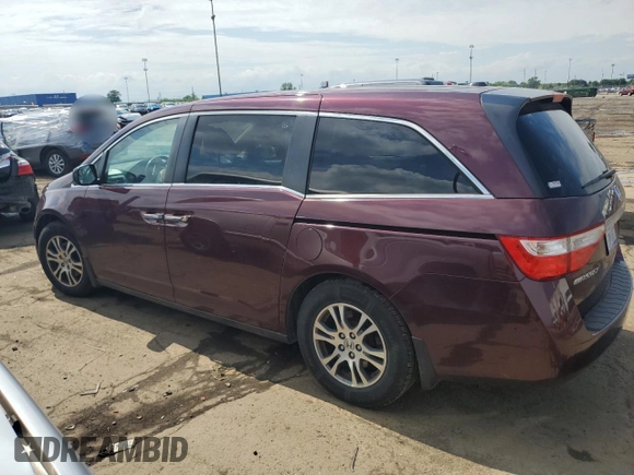 2013 Honda Odyssey EX-L with VIN 5FNRL5H63DB033313, listed as a Copart auction lot 64326065 with Not provided miles and Clean title. Bid and sale history available at DreamBid. Image 2.