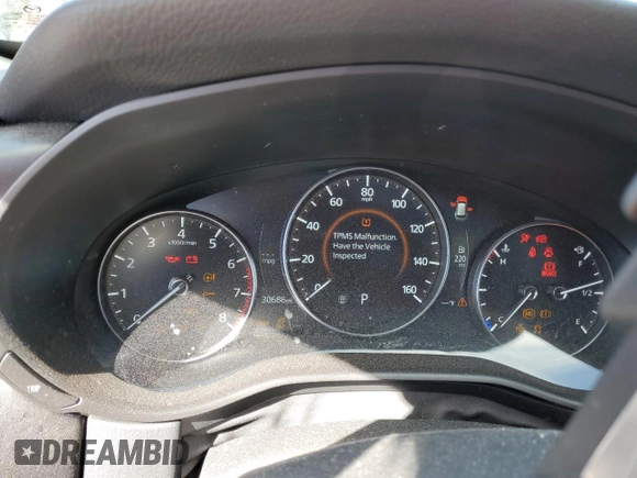 2024 Mazda CX-50 2.5 Turbo with VIN 7MMVABXY0RN187945, listed as a Copart auction lot 76085454 with 30,686 mi miles and Salvage title. Bid and sale history available at DreamBid. Image 9.