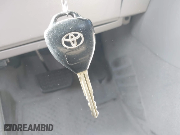 2009 Toyota Camry with VIN 4T4BE46K49R087211, listed as a IAAI auction lot 41381190 with 162,652 mi miles. Bid and sale history available at carsss.com. Image 11.