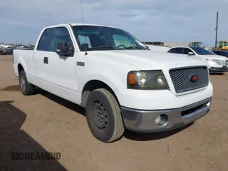 2006 Ford F-150 XLT with VIN 1FTPX12566FB80289, listed as a IAAI auction lot 41935748 with 255,657 mi miles. Bid and sale history available at carsss.com. Image 1.