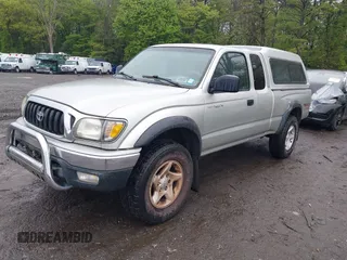 2004 Toyota Tacoma with VIN 5TEWN72N64Z417738, listed as a IAAI auction lot 42202003 with 203,505 mi miles and . Bid and sale history available at DreamBid. Image 18.