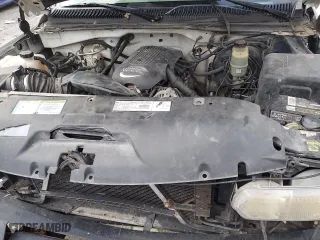 2001 Chevrolet Silverado 1500 LT with VIN 1GCEK19T21E141627, listed as a Copart auction lot 85383004 with 278,374 mi miles and Salvage Title. Bid and sale history available at carsss.com. Image 12.
