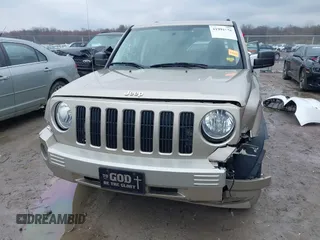 2009 Jeep Patriot Limited with VIN 1J4FT48B19D172049, listed as a IAAI auction lot 41991556 with 86,634 mi miles and . Bid and sale history available at DreamBid. Image 12.