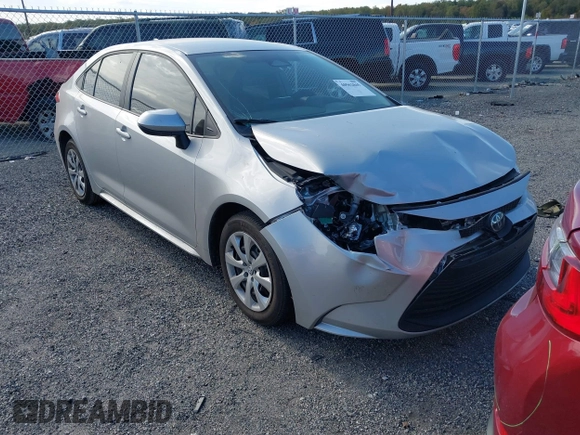 2024 Toyota Corolla LE z VIN 5YFB4MDE1RP102999, wystawiony jako IAAI lot #40562845 z przebiegiem 19 445 mil mil oraz . Historia ofert i sprzedaży dostępna na DreamBid. Obrazek 1.