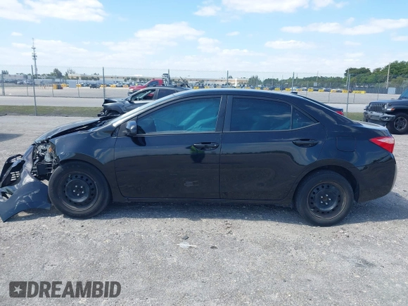 2019 Toyota Corolla L z VIN 5YFBURHE1KP865263, wystawiony jako IAAI lot #42153766 z przebiegiem 62 827 mil mil oraz . Historia ofert i sprzedaży dostępna na DreamBid. Obrazek 14.