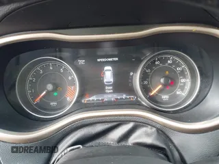 2015 Jeep Cherokee Limited z VIN 1C4PJMDS6FW634434, wystawiony jako IAAI lot #42182704 z przebiegiem 161 987 mil mil oraz . Historia ofert i sprzedaży dostępna na DreamBid. Obrazek 7.