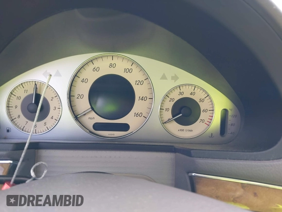 2007 Mercedes-Benz E 550 with VIN WDBUF72X87B102677, listed as a IAAI auction lot 41583518 with Not Provided miles and . Bid and sale history available at DreamBid. Image 7.