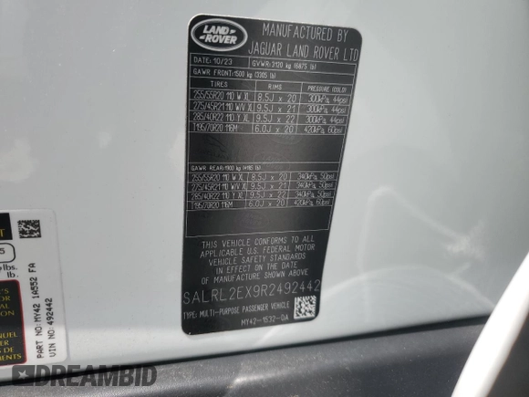 2024 Land Rover Discovery with VIN SALRL2EX9R2492442, listed as a Copart auction lot 66367054 with 2,104 mi miles and Salvage Title. Bid and sale history available at DreamBid. Image 13.