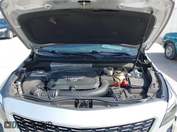2020 Cadillac XT4 FWD Premium Luxury with VIN 1GYFZCR48LF028129, listed as a IAAI auction lot 41718170 with 63,530 mi miles. Bid and sale history available at carsss.com. Image 10.