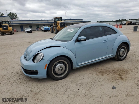 2012 Volkswagen Beetle 2.5L with VIN 3VWJX7ATXCM652978, listed as a Copart auction lot 71779644 with 170,083 mi miles and Salvage Title. Bid and sale history available at carsss.com. Image 1.