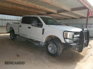 2019 Ford F-250 XL with VIN 1FT7W2B67KEE56965, listed as a Copart auction lot 55602715 with 189,947 mi miles and Clean title. Bid and sale history available at DreamBid. Image 4.