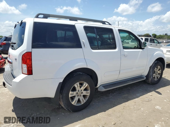 2010 Nissan Pathfinder S with VIN 5N1AR1NB7AC611147, listed as a Copart auction lot 55862055 with 204,715 mi miles and Clean title. Bid and sale history available at DreamBid. Image 3.