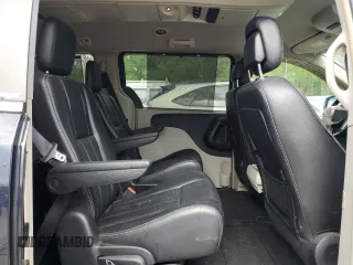 2011 Chrysler Town & Country Touring-L with VIN 2A4RR8DG8BR609567, listed as a Copart auction lot 51462205 with 67,446 mi miles and Salvage Title. Bid and sale history available at carsss.com. Image 11.