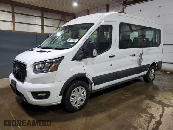 2023 Ford Transit Passenger XL with VIN 1FBAX2C86PKB28288, listed as a Copart auction lot 77303204 with 31,380 mi miles and Clean Title. Bid and sale history available at carsss.com. Image 1.