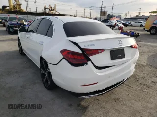 2022 Mercedes-Benz C 300 z VIN W1KAF4GB8NR016943, wystawiony jako Copart lot #36176613 z przebiegiem 21 591 mil mil oraz . Historia ofert i sprzedaży dostępna na DreamBid. Obrazek 2.
